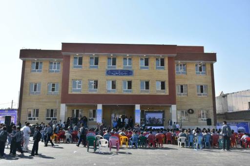 عکس دبیرستان بنیاد قلم‌ چی