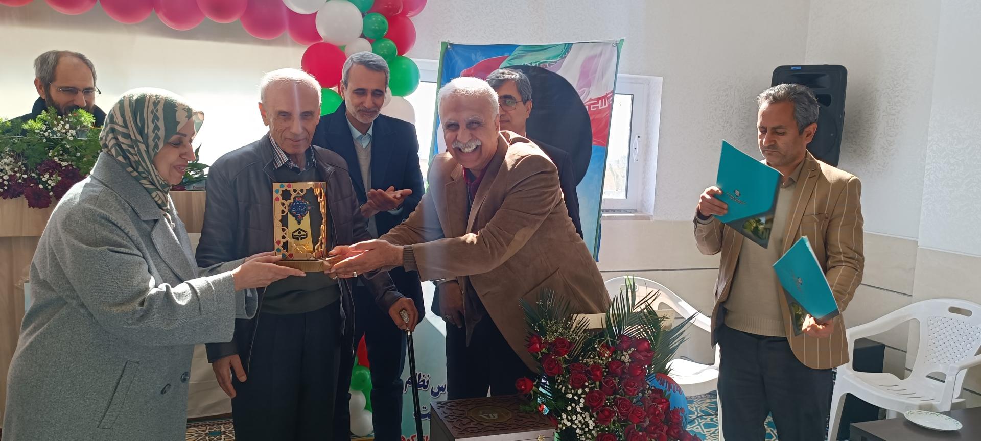 عکس دبستان دخترانه شهید محمد عبایی2