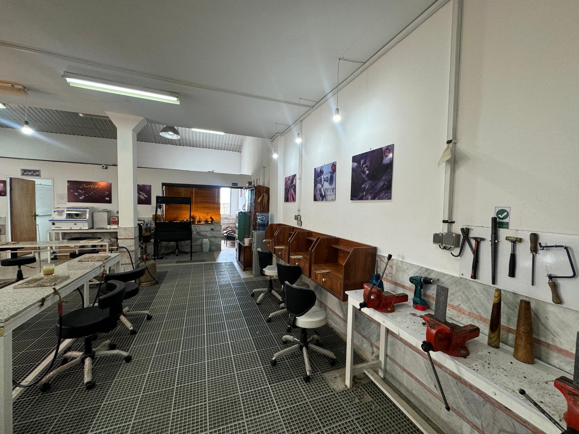 عکس آموزشگاه طلاسازی برلیان