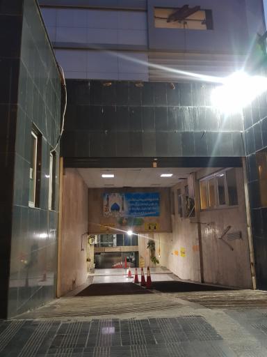 عکس پارکینگ هتل