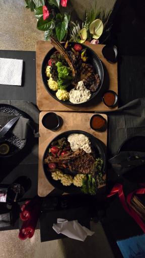 عکس کافه رستوران زعفرون