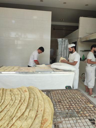 عکس مجتمع نان حمیدی (نان تنوری)