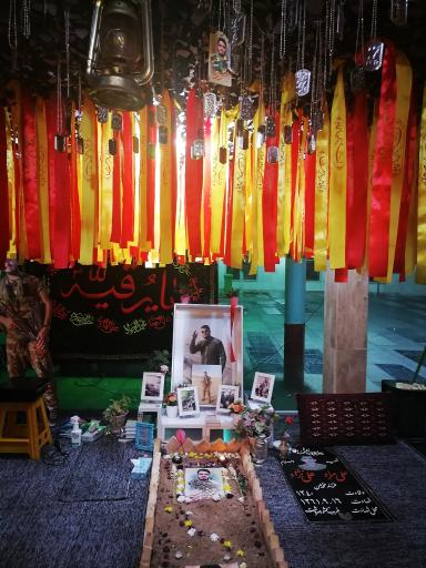 عکس گلزار شهدا و امامزاده کمال الدین