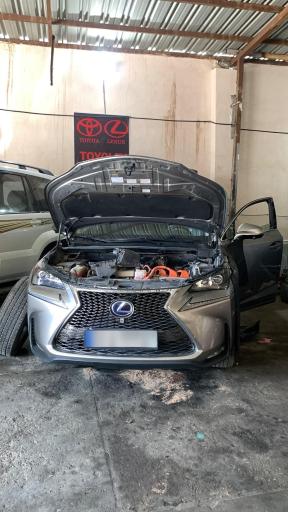 عکس تعمیرگاه تخصصی تویوتا و لکسوس