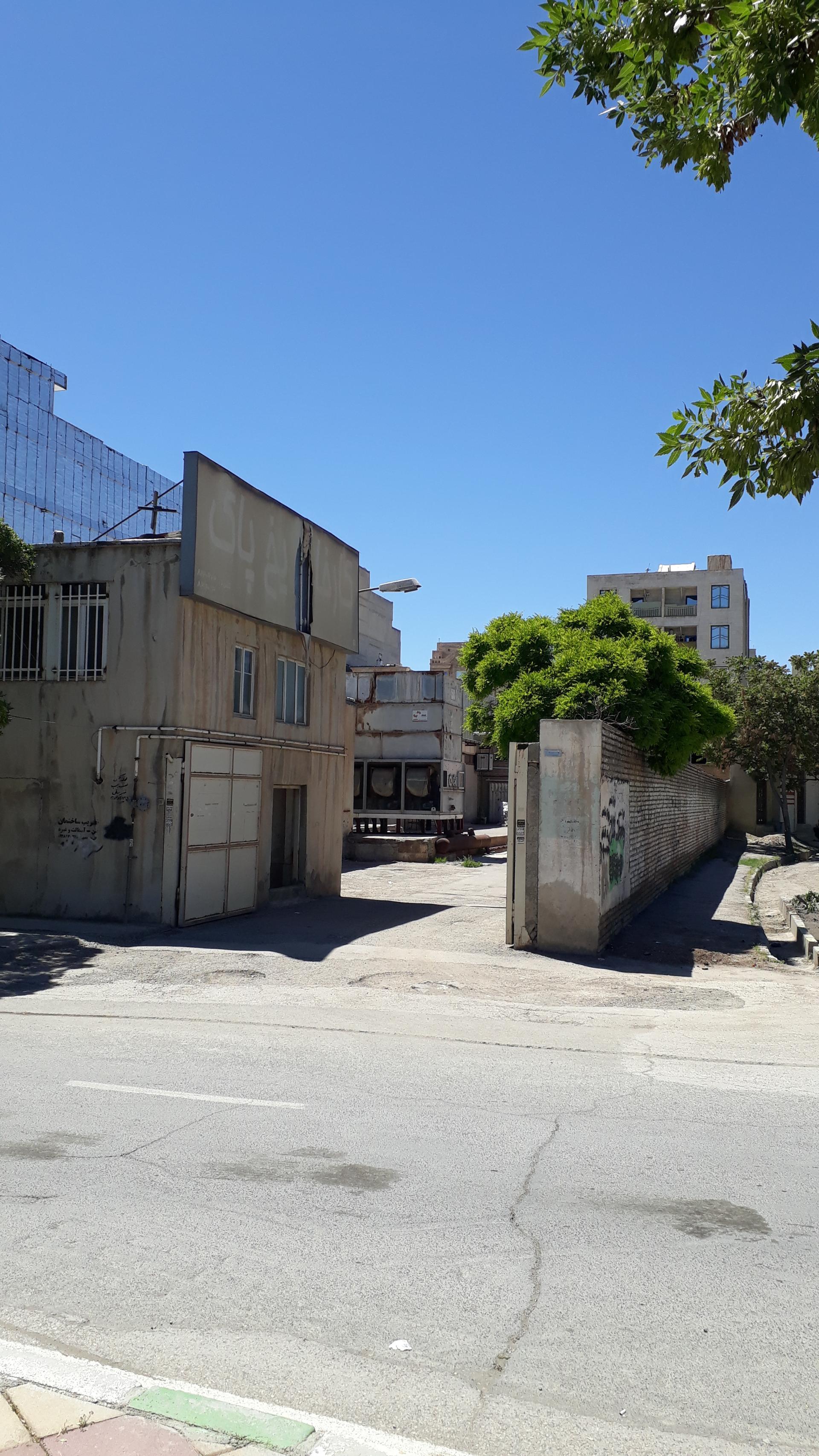 عکس کارخانه یخ پاک