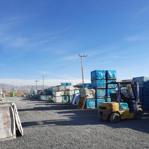 عکس انبار كاشى و سراميك سانترال (بیگی)