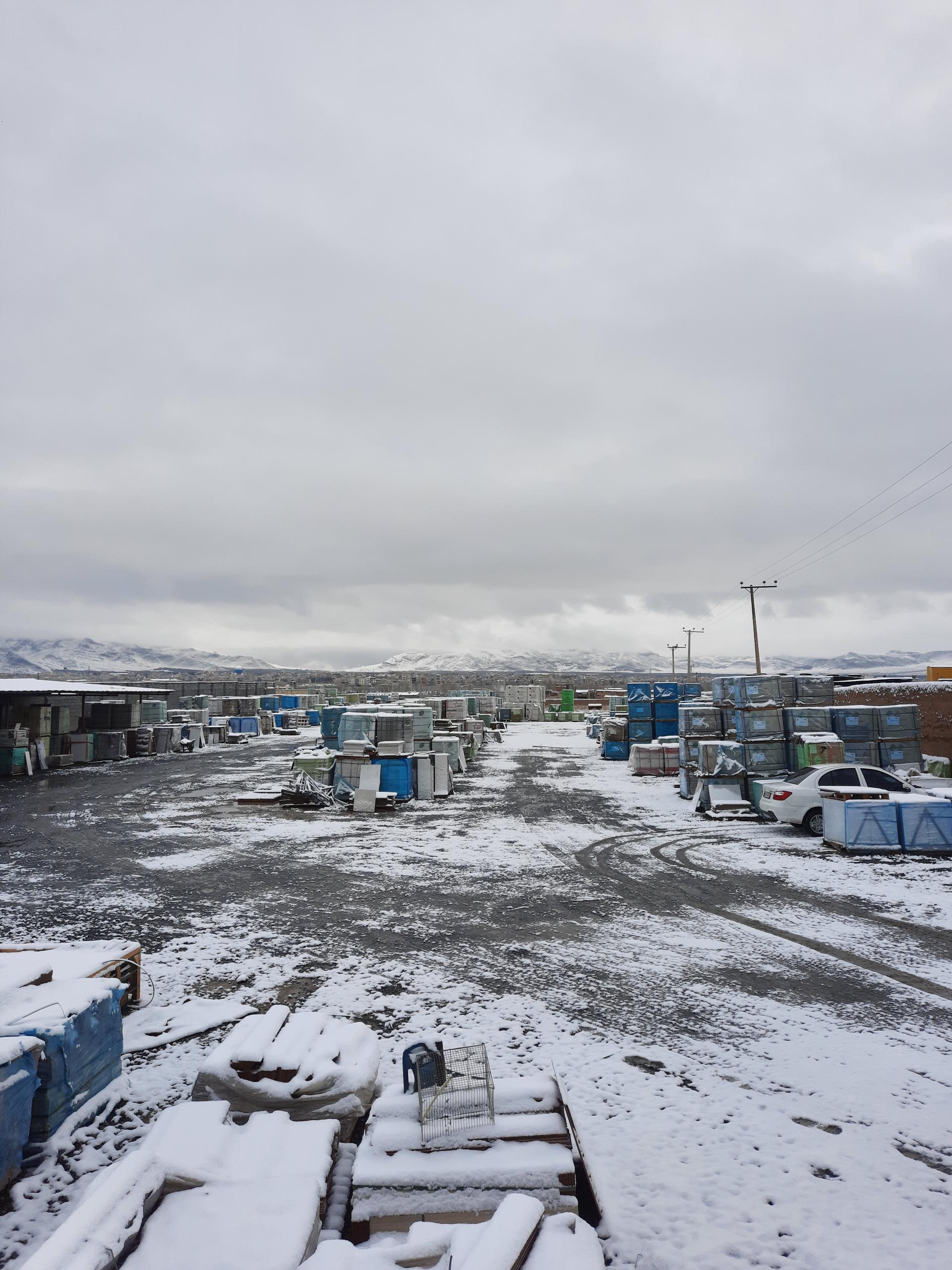 عکس انبار كاشى و سراميك سانترال (بیگی)