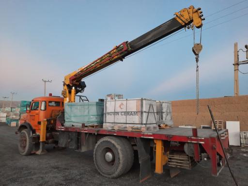 عکس انبار كاشى و سراميك سانترال (بیگی)