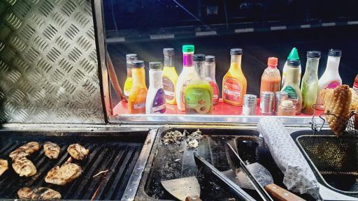 عکس فست فود فیفتی برگر