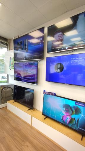 عکس فروشگاه زنجیره ای اسنوا 