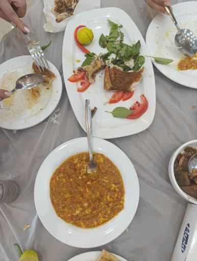 عکس هتل رستوران  نهاوندی