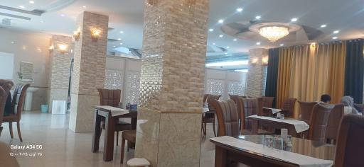 عکس هتل رستوران  نهاوندی
