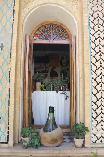 عکس عمارت قوام الملک