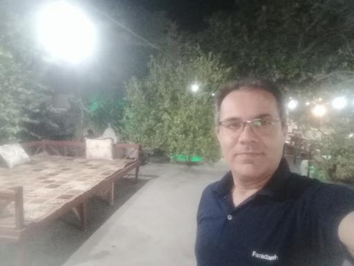 عکس شو نشین دفاری