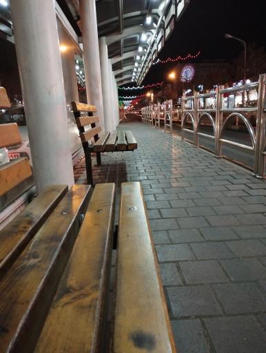 عکس ایستگاه اتوبوس شهید قرنی 20