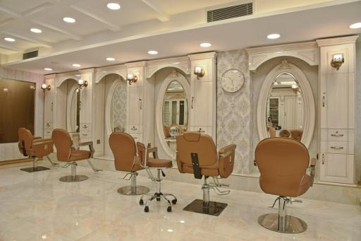 عکس سالن زیبایی شیوانا