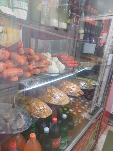 عکس ساندویچی طاها