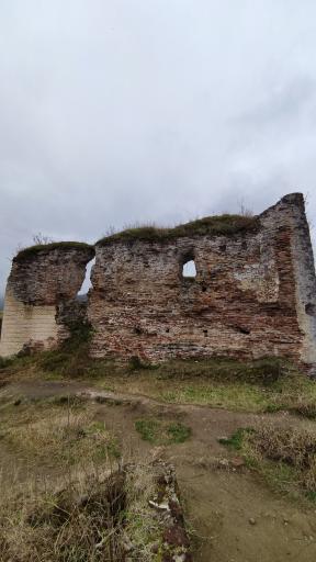 عکس قلعه باستانی صلصال لیسار