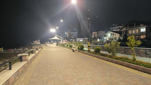 ساحل کریم آباد