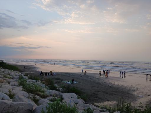 عکس ساحل کریم آباد