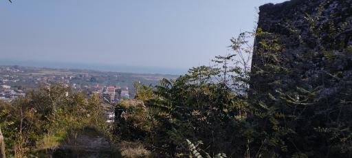 عکس قلعه باستانی صلصال لیسار