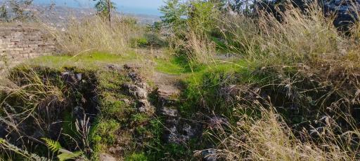 عکس قلعه باستانی صلصال لیسار