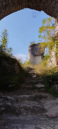 عکس قلعه باستانی صلصال لیسار