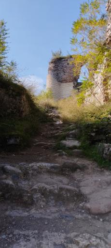 عکس قلعه باستانی صلصال لیسار