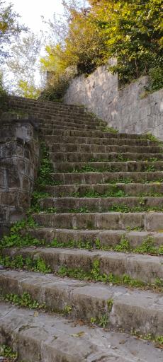 عکس قلعه باستانی صلصال لیسار