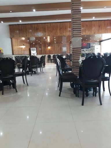 عکس رستوران کته کبابی چهار فصل