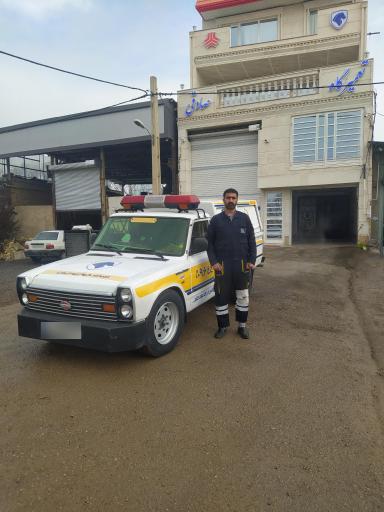 عکس تعمیرگاه صادقی