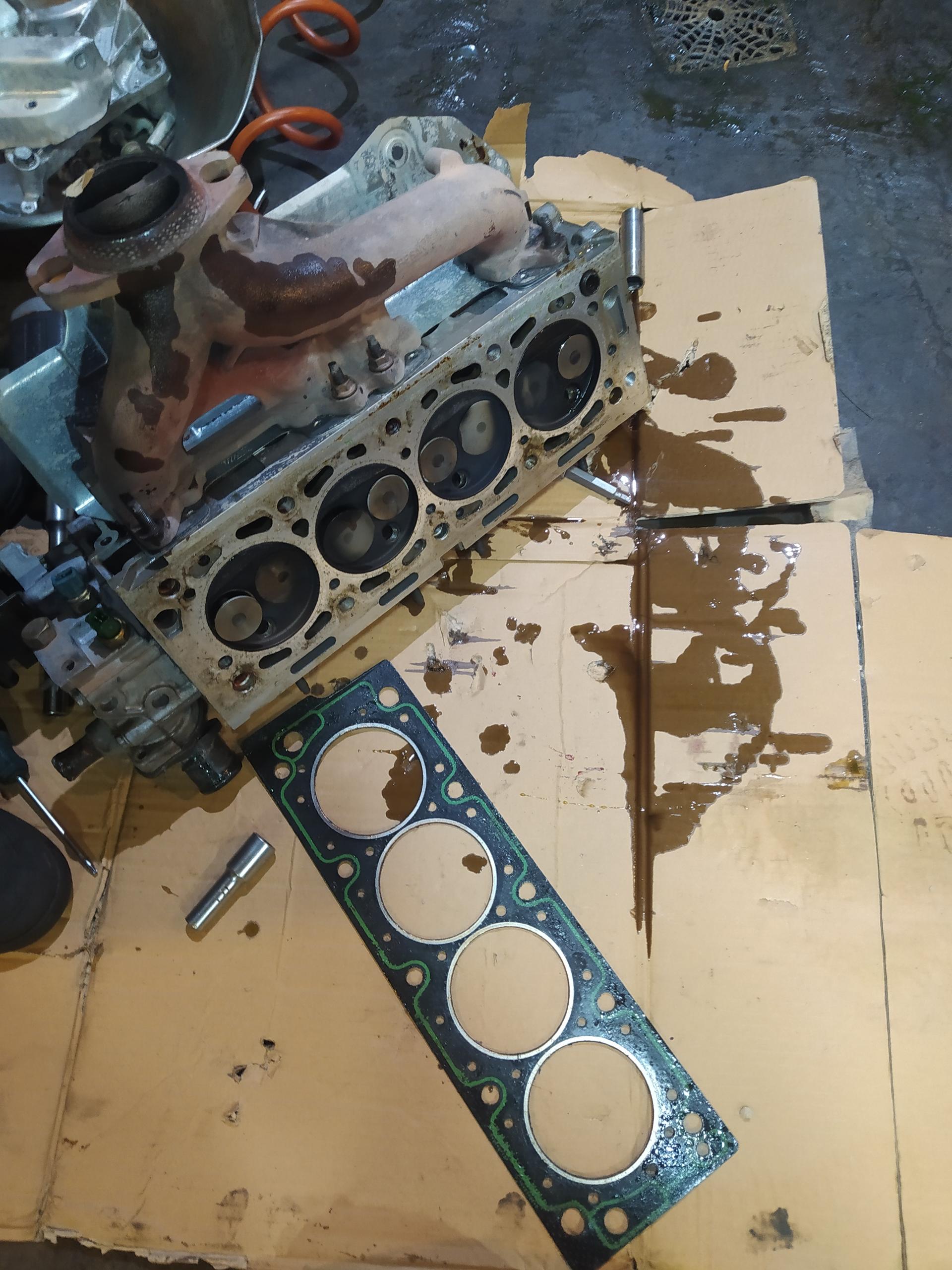 عکس تعمیرگاه تخصصی پراید صادقی