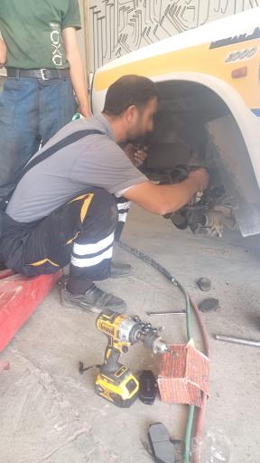 عکس تعمیرگاه صادقی