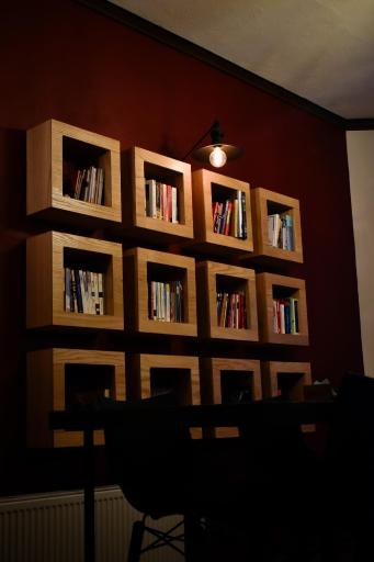 عکس کافه کتاب جوهر