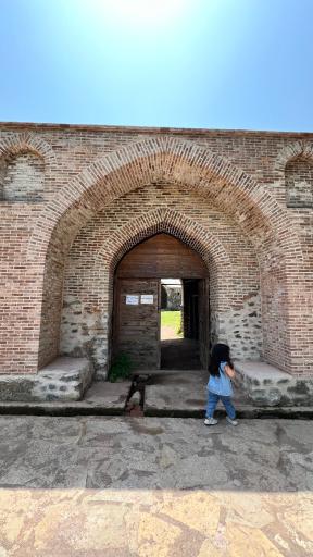 عکس کاروانسرای تی تی