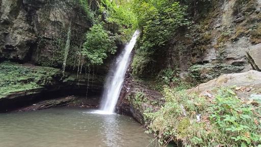 عکس آبشار زمرد حویق