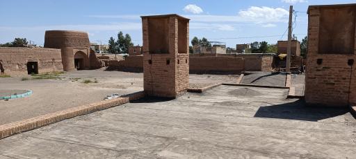 عکس آب انبار رباط کوهپایه