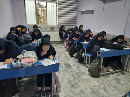 عکس دبیرستان دخترانه نگین(دانشوران جاوید)