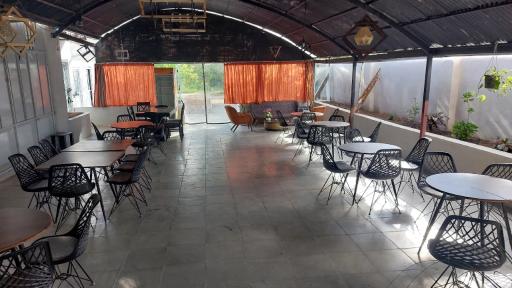 عکس کافه رستوران عدن