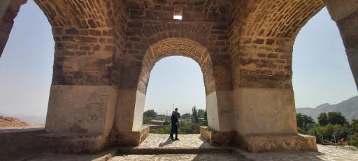 عکس چارتاقی زیگورات (آتشکده نیاسر)