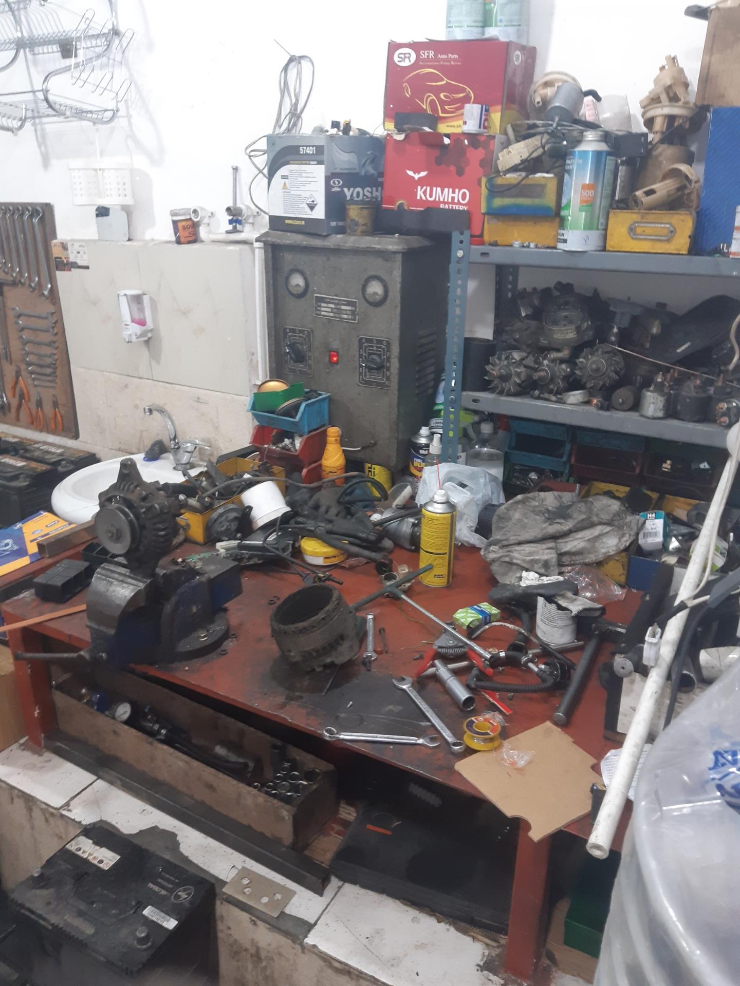 عکس خدمات فنی تخصصی وفادار (باطری سازی)