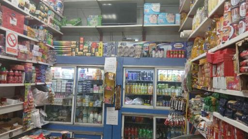 عکس سوپرمارکت پویا و آریا 