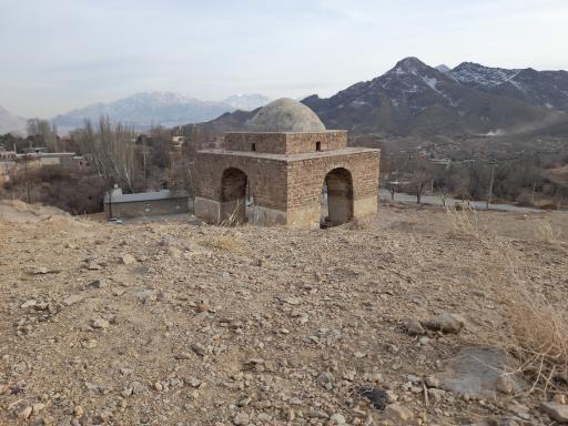 عکس چارتاقی زیگورات (آتشکده نیاسر)