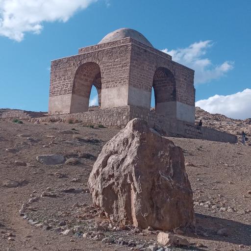 عکس 9 — چارتاقی زیگورات (آتشکده نیاسر)