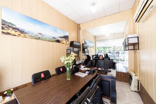 عکس بیمه ایران نمایندگی طراحیان و دانشور