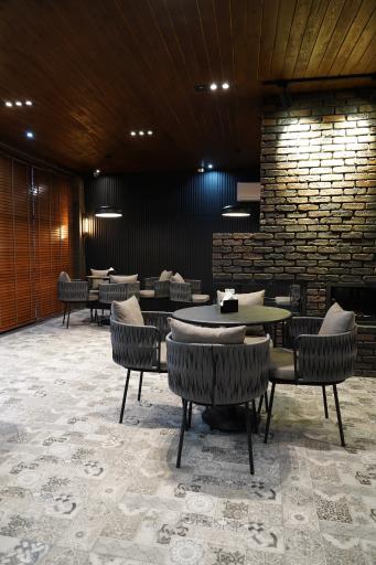 عکس کافه عربی حافل