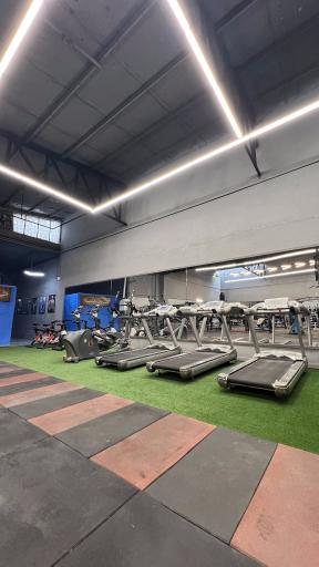 عکس باشگاه بدنسازی ایمان جیم