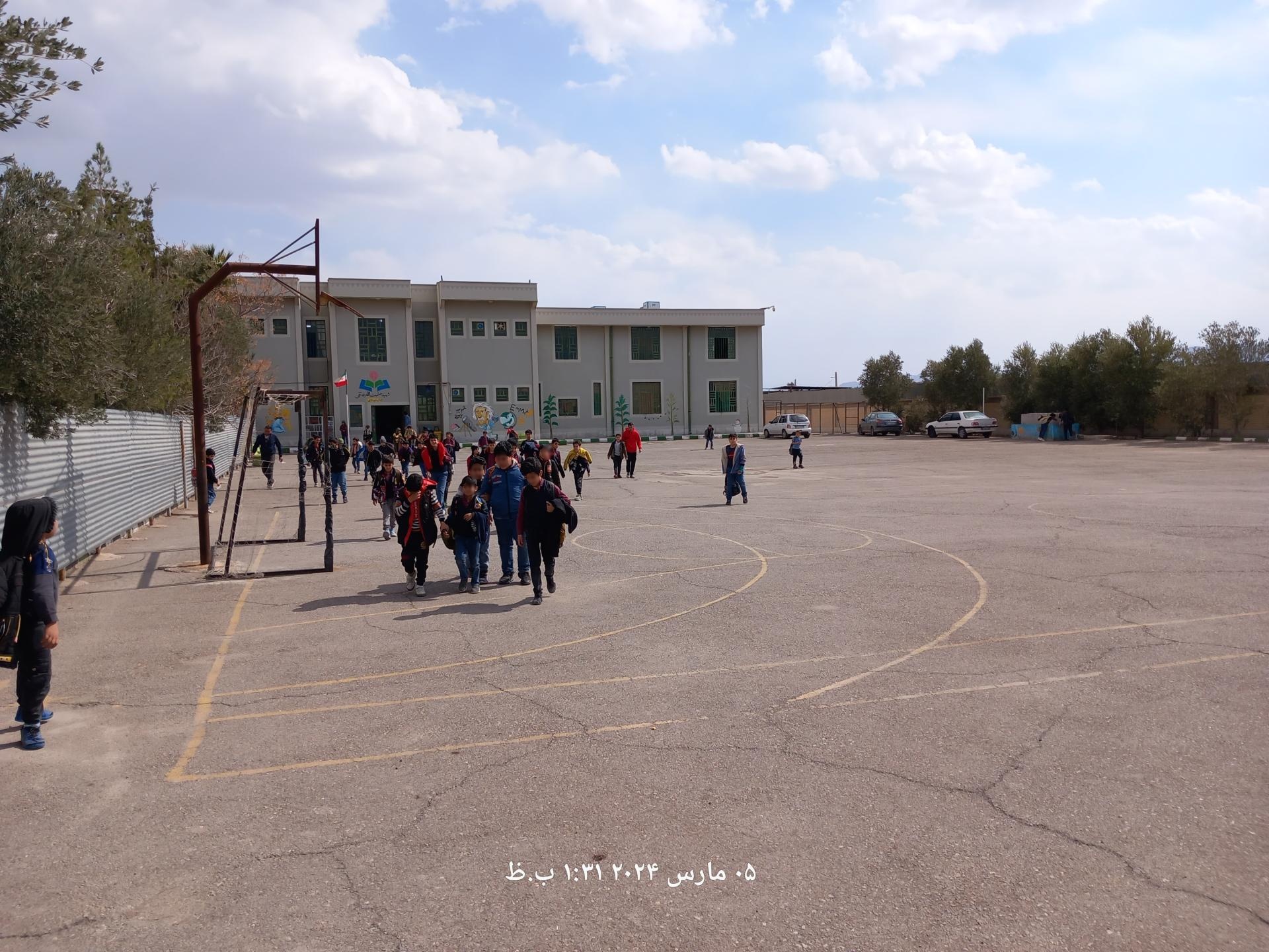 عکس دبستان شهید حشمت‌الله زاده تقی