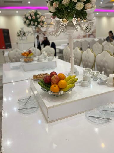 عکس باغ تالار عروسی آناهیتا