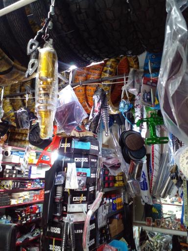 عکس لوازم یدکی موتورسیکلت علی موتور